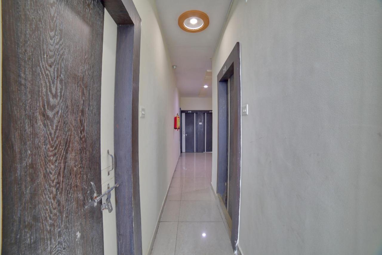 Oyo 35538 Hotel Risha Chandrapur Eksteriør bilde