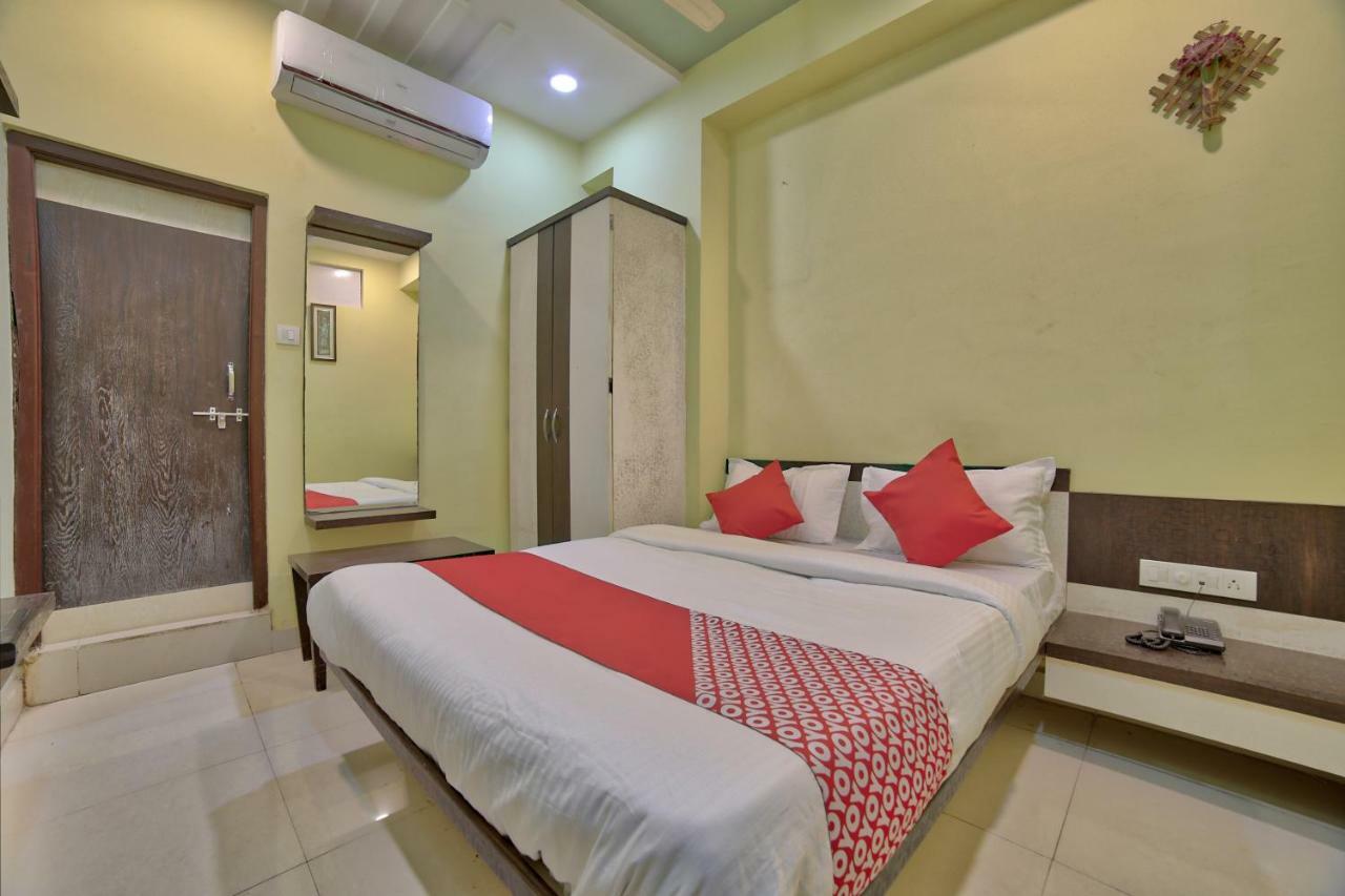 Oyo 35538 Hotel Risha Chandrapur Eksteriør bilde