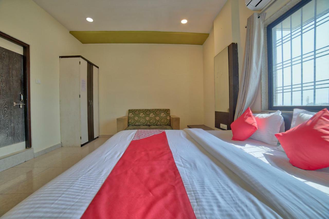 Oyo 35538 Hotel Risha Chandrapur Eksteriør bilde