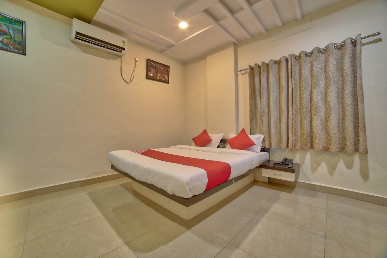 Oyo 35538 Hotel Risha Chandrapur Eksteriør bilde